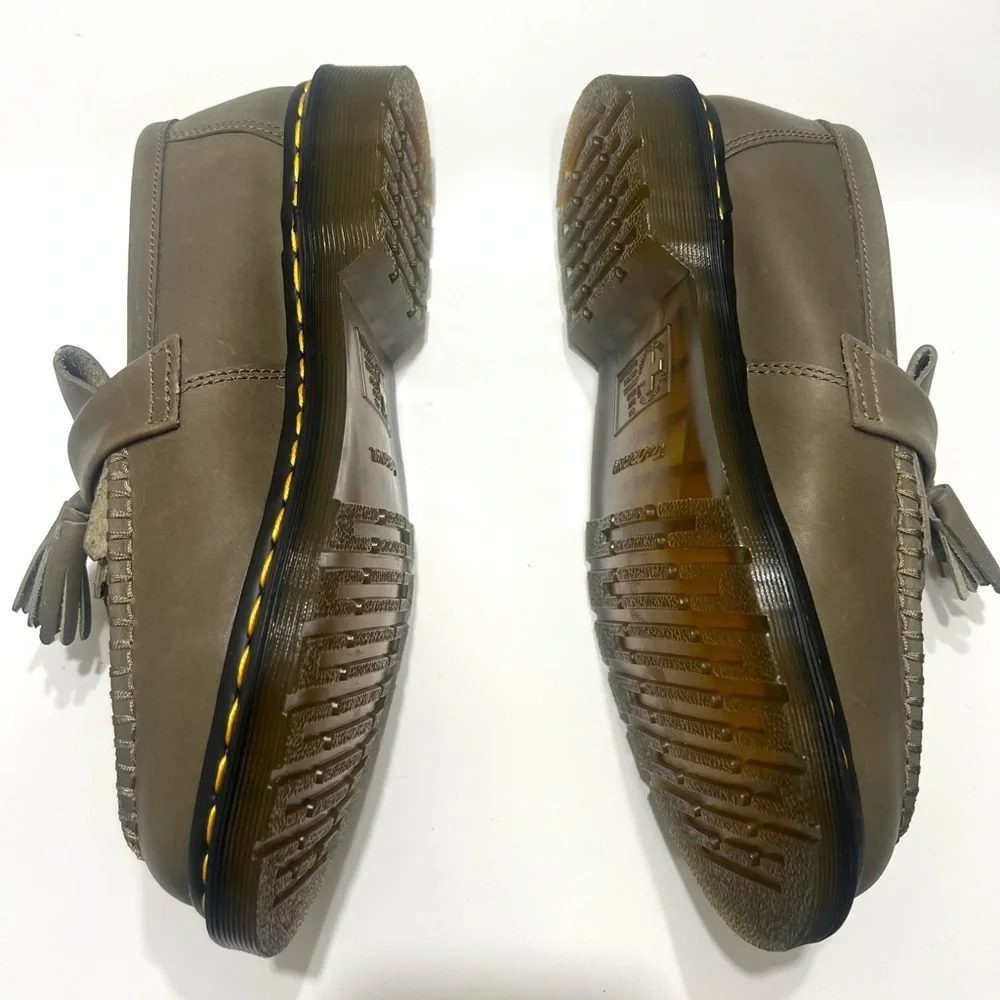 Dr. Martens Men’s Adrian YS Leather Tassel Loafer in Olive Green New - Picture 5 of 16